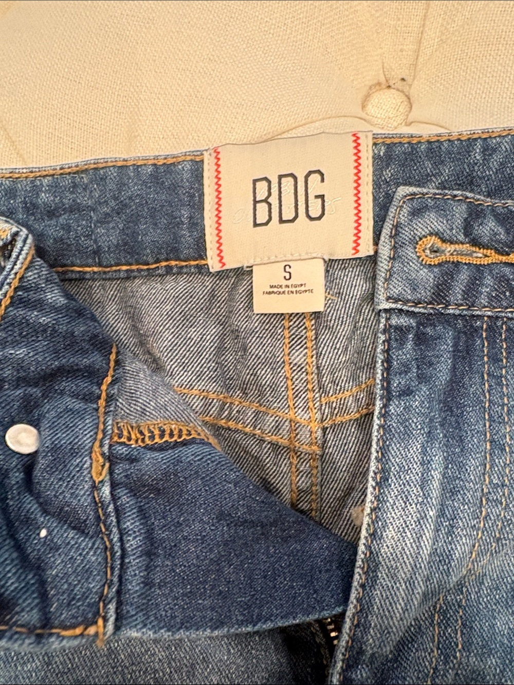 Jeans Subcategory Identification - Picture 2 of 3
